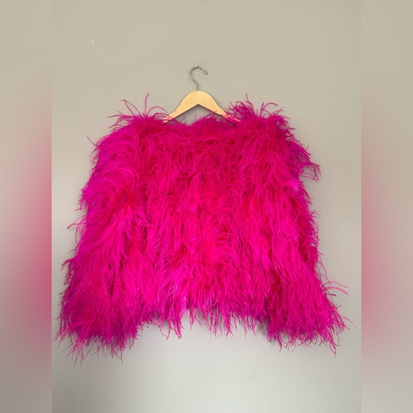 Bright Pink Ostrich Feather Coat - Picture 12 of 14